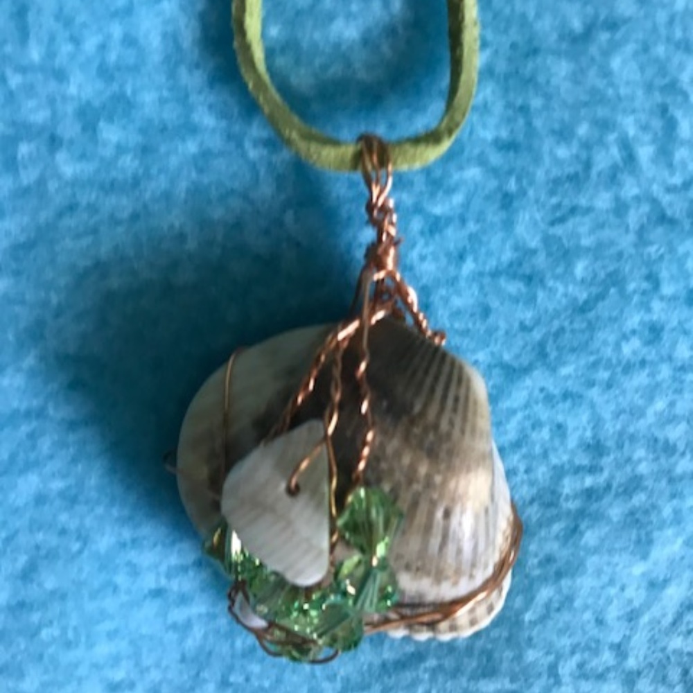Hand made schell neckless